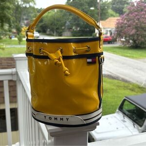 Tommy Hilfiger Glossy Yellow Bucket Bag